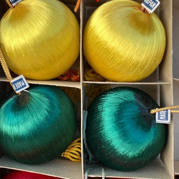Vintage Japan Satin 1 3/4" Ornaments with Tassel -1 dozen boxed - Picture 3 of 13